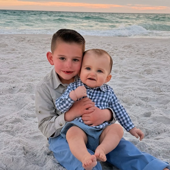 Meet your Posher, Katelyn - Picture 3 of 7